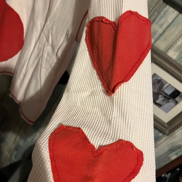 Women's Long Sleeve Top with Red Heart Design - Picture 5 of 6